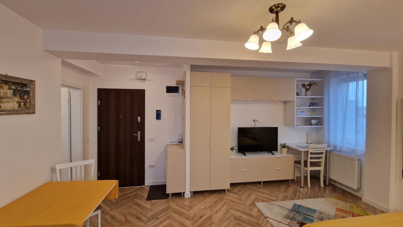 Domus Magistrae Apartment Bukares Bagian luar foto